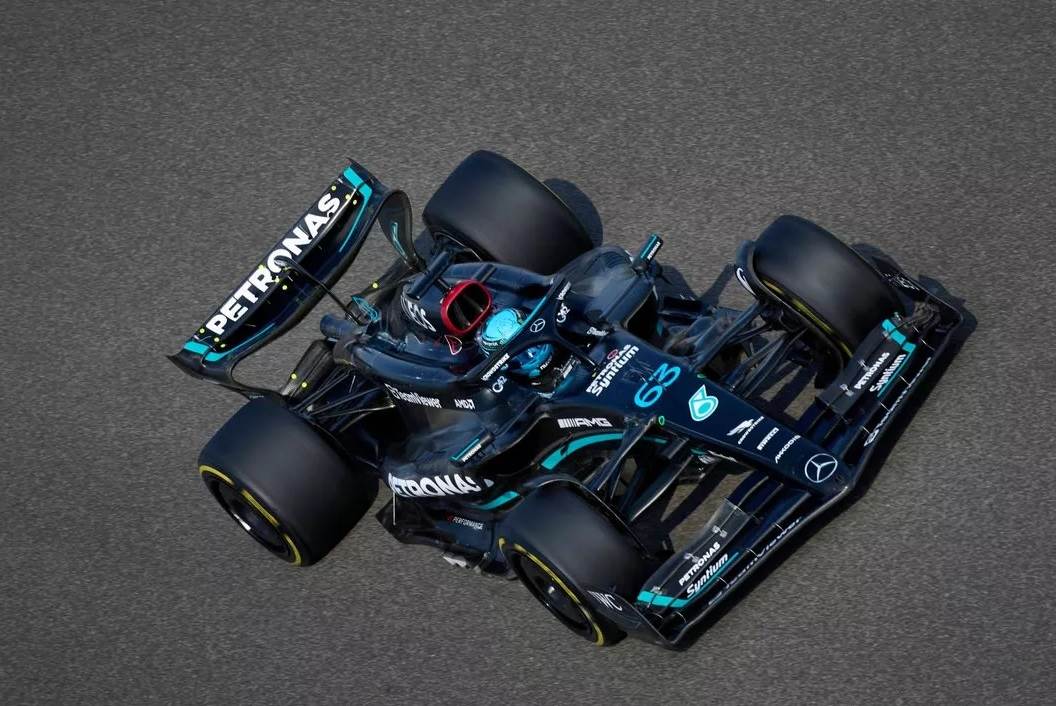 تمكن_جورج_راسيل_بقيادة_رائعة_من_الحفاظ_على_مركز_فريق_مرسيدس_كوصيف_لموسم_2023