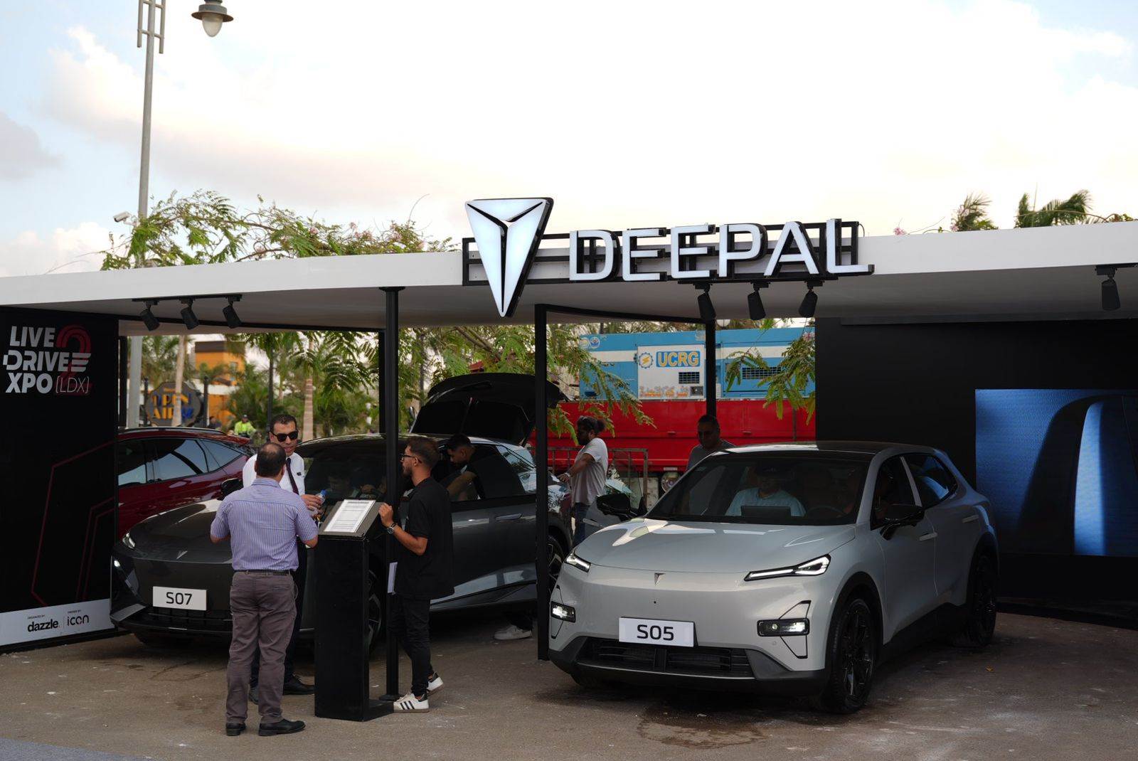 c6296d22-a33e-4dca-8d33-1db8a6f702b2 c6296d22-a33e-4dca-8d33-1db8a6f702b2