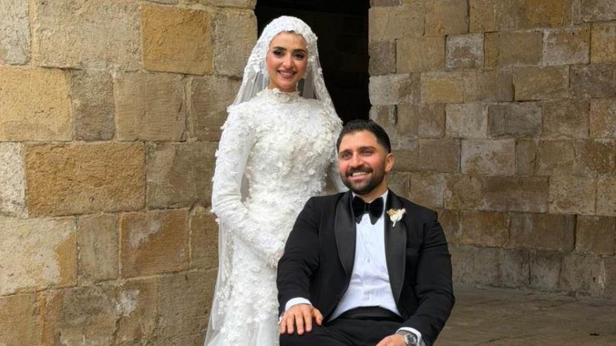 المستشار أحمد الحناوي يهنئ المستشار محمود الهريدي بمناسبة زفافه على الآنسة بثينة حسن