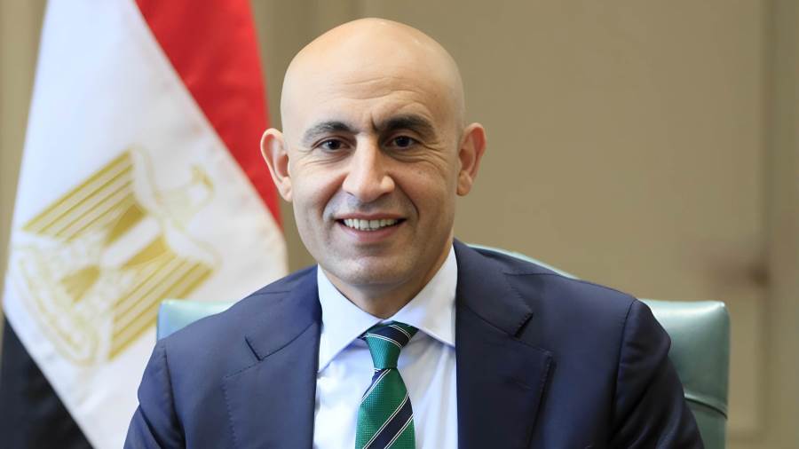 وزير التعليم يعتمد جداول امتحانات الدبلومات الفنية للعام الدراسى 2025/ 2026