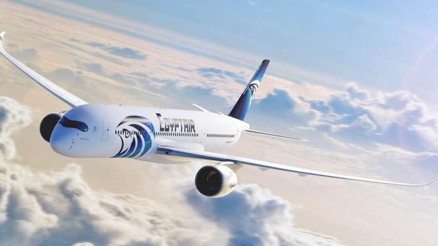 انطلاق أولى رحلات مصر للطيران لنقل حجاج بيت الله الحرام إلى الأراضي المقدسة 