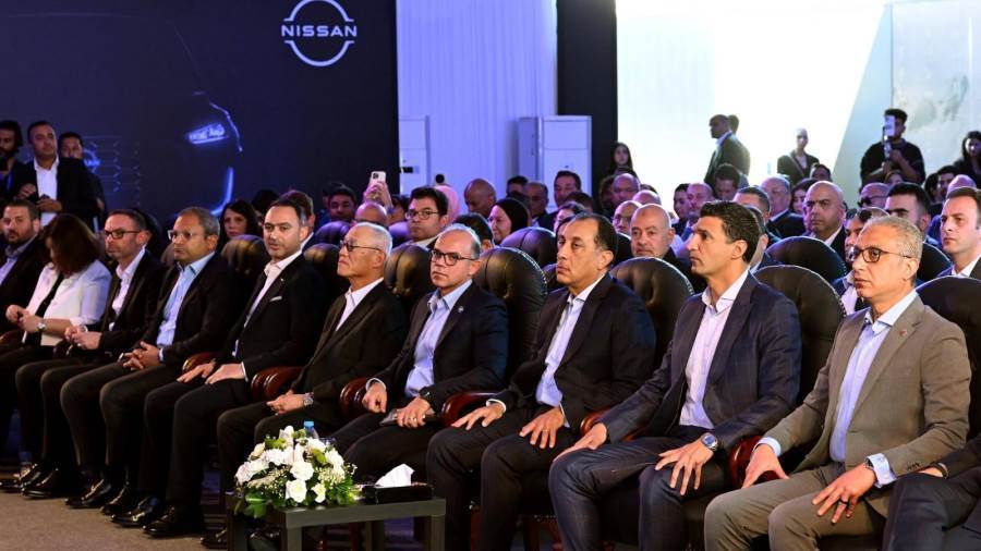 رئيس الوزراء المصرى يشهد مراسم إنتاج أول سيارة نيسان ماجنايت فى أفريقيا داخل نيسان مصر