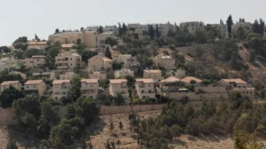 بريطانيا وحلفاؤها يفرضون عقوبات على شبكات تسهيل عنف الاستيطان الإسرائيلي بالضفة