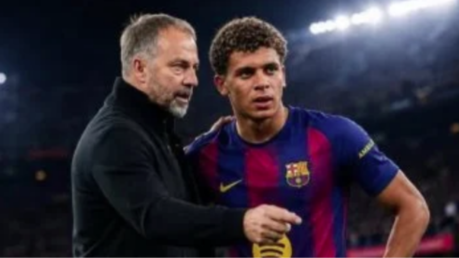 برشلونة يطلب تفعيل بند شراء حمزة عبد الكريم من الأهلي