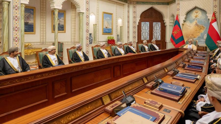 مجلس الوزراء العمانى  يرحب بالتفاهم بين أمريكا وإيران بإنهاء الحرب بينهما العمانية