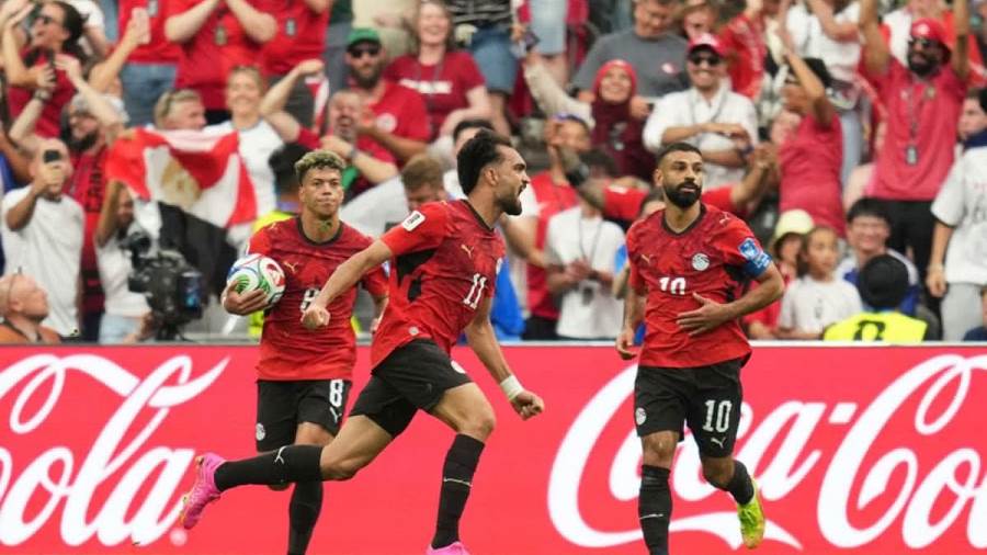 السفارة الإسبانية تهنئ مصر بالفوز التاريخي في كأس العالم: "يوم لا يُنسى للفراعنة"