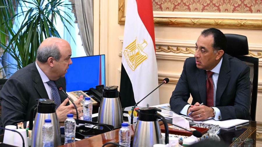 حصاد قطاع الطيران المدني.. "مبني الركاب 4"وإنتاج وقود الطيران المستدام واستعدادات معرض العلمين