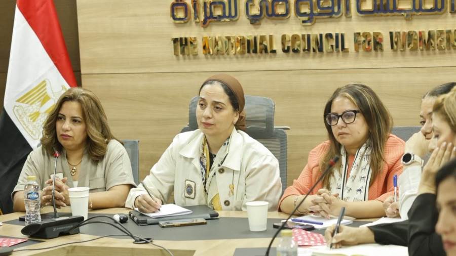 المجلس القومي للمرأة يعقد مائدة مستديرة لدعم التمكين الاقتصادي للمرأة في إطار مبادرة "المصرية"