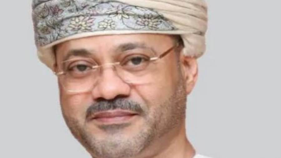 سلطنة عُمان تواصل جهودها الدبلوماسية لاحتواء التصعيد وتأمين الملاحة في مضيق هرمز