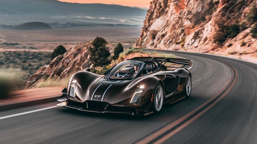 كزينغر تكشف عن 21C Spyder مطوّرة وفق فلسفة  "المقاتلات الأرضية"