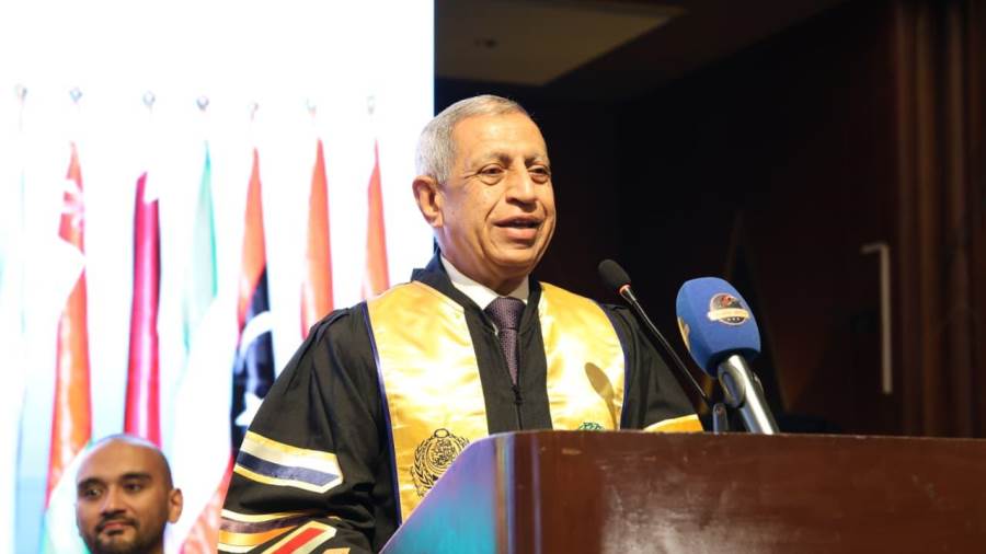 بحضور نخبة من الوزراء والقيادات القضائية والتنفيذية  الأكاديمية العربية للنقل البحري تحتفل بتخريج 304 من حملة الماجستير والدكتوراه وإطلاق أول دفعة لدكتوراه سلاسل الإمداد