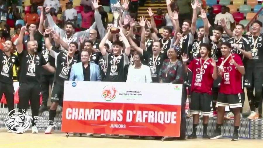 شباب مصر أسياد أفريقيا في كرة اليد.. الفراعنة يقهرون تونس في النهائي.. ويكتبون ريمونتادا التتويج