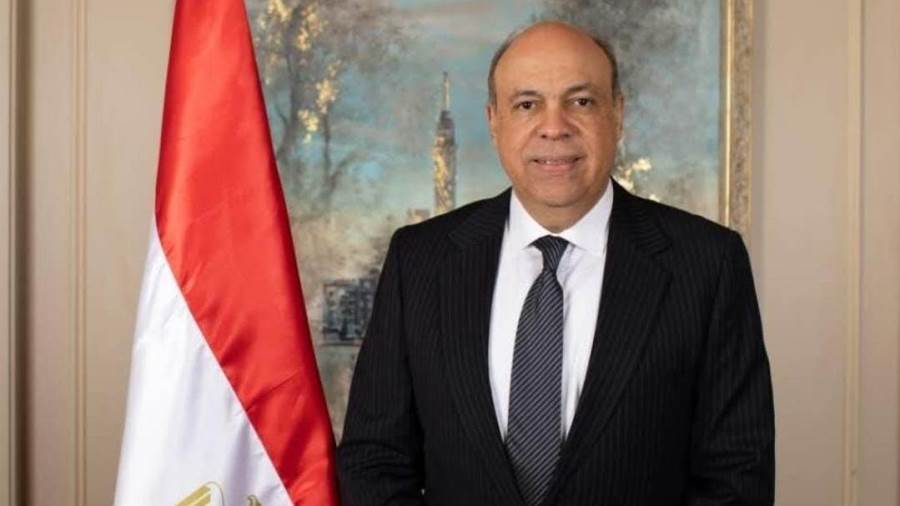 وزير الطيران يهنئ قيادات مصر للطيران والعاملين بها بمناسبة الإنجاز الدولي الجديد وحصولها على جائزة «أكثر شركات الطيران تطورًا وتحسنًا على مستوى العالم» 
