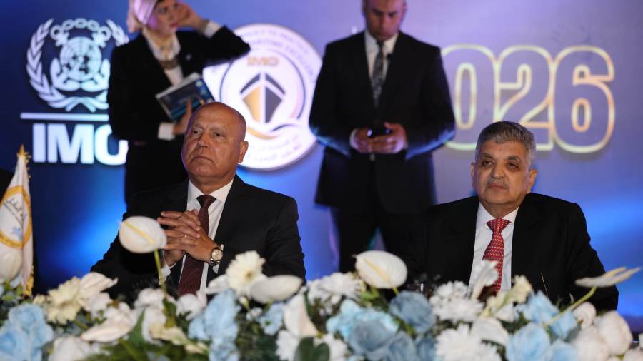 الفريق أسامة ربيع: "قناة السويس أثبتت كفاءتها في تأمين سلاسل الإمداد العالمية رغم التحديات الدولية والإقليمية"