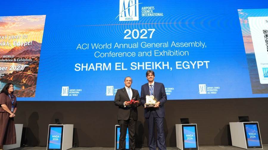 من ليما إلى شرم الشيخ.. مصر تستضيف WAGA 2027 .. القابضة للمطارات تتسلم راية التجمع الأهم لقادة المطارات حول العالم