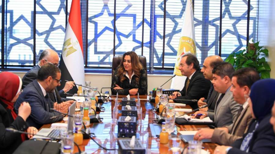  التنمية المحلية تبحث مع مركز دعم واتخاذ القرار بمجلس الوزراء إنشاء ذاكرة مؤسسية للوزارة وجهازي شئون البيئة والمخلفات