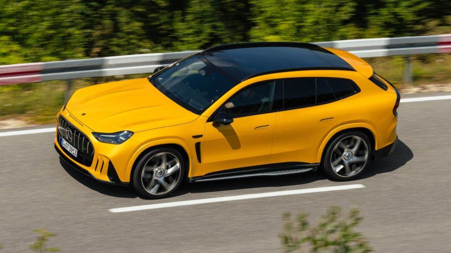 مرسيدس تطلقAMG GT SUV الجديدة بروح السيارات الرياضية