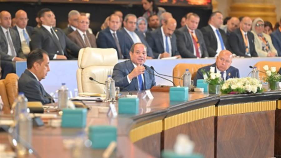 فخامة الرئيس السيسى: نعتزم الانتهاء من جهود وخطط التنمية والتطوير الجارية في 2030