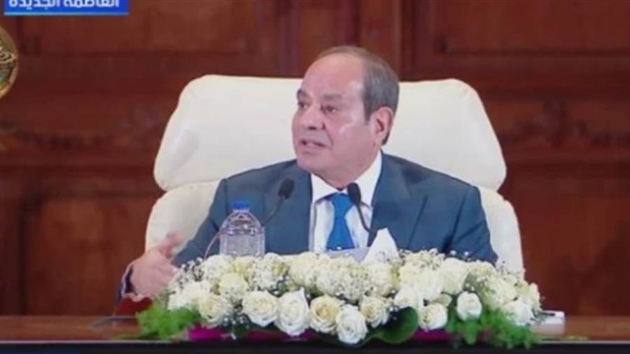فخامة الرئيس السيسى: الرسوم الحالية للمرور بالطرق لا تغطى تكلفة الاستثمارات بها