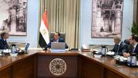 رئيس الوزراء يتابع مع وزير البترول عددا من ملفات العمل