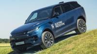 رينج روفر تستعرض النسخة الكهربائية بالكامل من Range Rover Sport قبل إطلاقها الرسمي