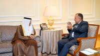 فهمي يستقبل الأمين العام لمجلس التعاون لدول الخليج العربية