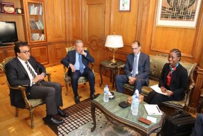  اللواء مدحت الأعصر رئيس الإدارة العامة لمباحث التموين:  نحن الدولة الوحيدة التى بها لتر المياه أغلى من البنزين والسولار!