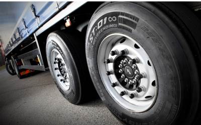  رئيس شعبة السياحة والطيران بالغرفة التجارية