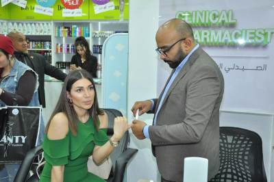 لأول مرة في مصر تقديم خدمات "الصيدلة الاكلينيكية" داخل الصيدليات العامة