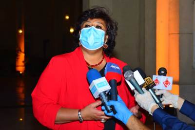 ورش عمل وامسيات متنوعة ولقاءات وندوات واستمرار الفعاليات الالكترونية للنشاط الثقافى للفنون التشكيلية