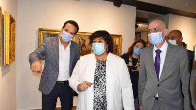 وزيرة الثقافة تفتتح الاصدار الخامس من سلسة كنوز متاحفنا