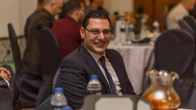 ‎موسم «صيد الغزلان».. جاذبية الأسهم والشركات المصرية تتسبب فى استحواذات بالجملة