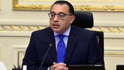 مدبولى يُشيد بالإقبال الكبير من المواطنين على التصالح فى مخالفات البناء