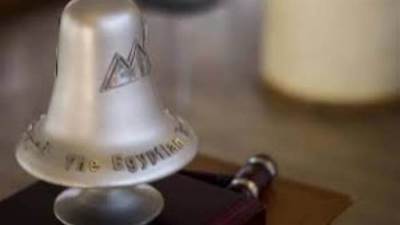 "القلعة" تستعرض فوائد "المصرية للتكرير" على الإقتصاد