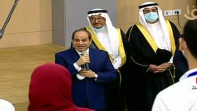 الرئيس السيسى لطلاب جامعة الملك سلمان: "عايزين نطلع أفضل جودة تعليم"