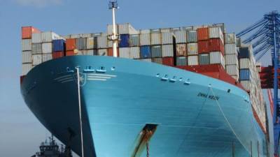 «السوق العربية» تتخطى أسلاك «الأسرار الشائكة» لشركة «إسكندرية للحاويات».. وتخترق «المحظور» بـ«المستندات»