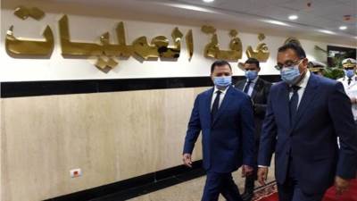 رئيس الوزراء يُهنئ وزير الداخلية بعيد الشرطة