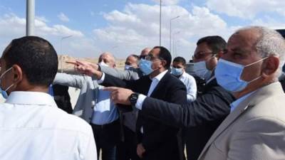 رئيس الوزراء يتفقد أعمال تطوير الطريق الدائرى