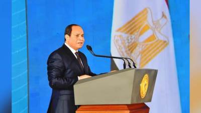 الرئيس السيسي: تحية تقدير واعتزاز لكل عمال مصر في عيدهم