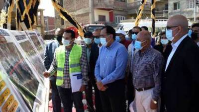 مدبولى يتفقد وحدات "سكن مصر" و"الإسكان ذى الطابع الساحلى" بالمنصورة الجديدة ويؤكد: مدينة مبهرة على ساحل البحر المتوسط