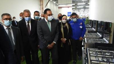 مدبولي من مجمع العربي الصناعي: الدولة تُشجع القطاع الخاص باعتباره شريكًا مهمًا في مسيرة النهضة