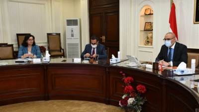 وزير الإسكان يستعرض مقترحات إدارة "القاهرة الخديوية" لضمان استدامة أعمال التنمية والتطوير