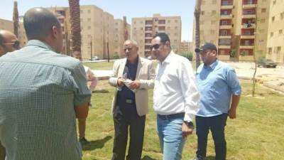 مسئولو "الإسكان" يتفقدون أعمال  تنفيذ ٧٤ برجاً ومبادرة "سكن لكل المصريين" بحدائق أكتوبر