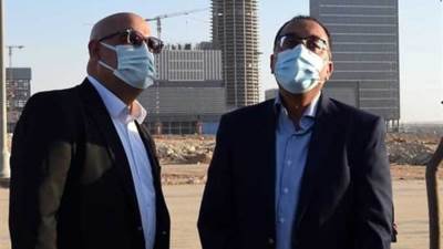 رئيس الوزراء يتفقد مبنى مجلس الوزراء وساحة الشعب بالعاصمة الإدارية