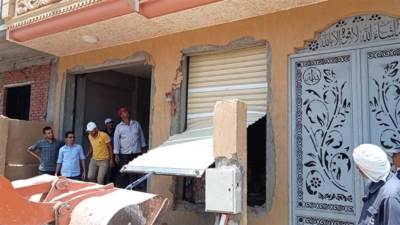 جهاز مدينة العاشر من رمضان يواصل حملات إزالة الإشغالات وضبط المخالفات بالمدينة