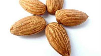 5 فوائد غير متوقعة لـ"اللوز".. مرتبطة بالضغط والسكرى والهرم والقلب