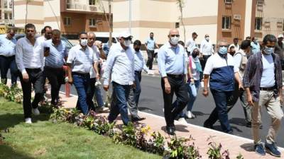 اليوم.. وزير الإسكان يجري جولة تفقدية للمشروعات المختلفة بالعاصمة الجديدة