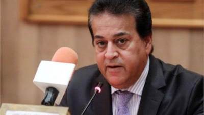 وزير التعليم العالي: سنتخلص من الكتاب الجامعي واستبداله بالرقمي قريبا