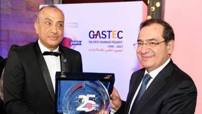 وزير البترول: "غازتك" 25 عاماً من التحديات والانجازات فى مجال استخدام الغاز الطبيعى