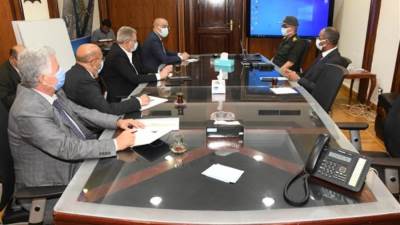 الإسكان و"الهيئة الهندسية" يدرسان توفير احتياجات المياه والصرف للمشروعات السكنية بالإسكندرية